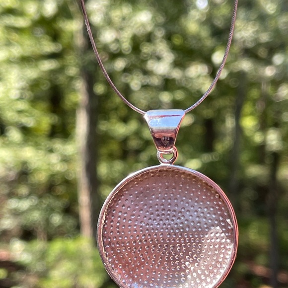 Retired Silpada Sterling Silver Large Wavy Disc Pendant S1123 - Picture 3 of 4